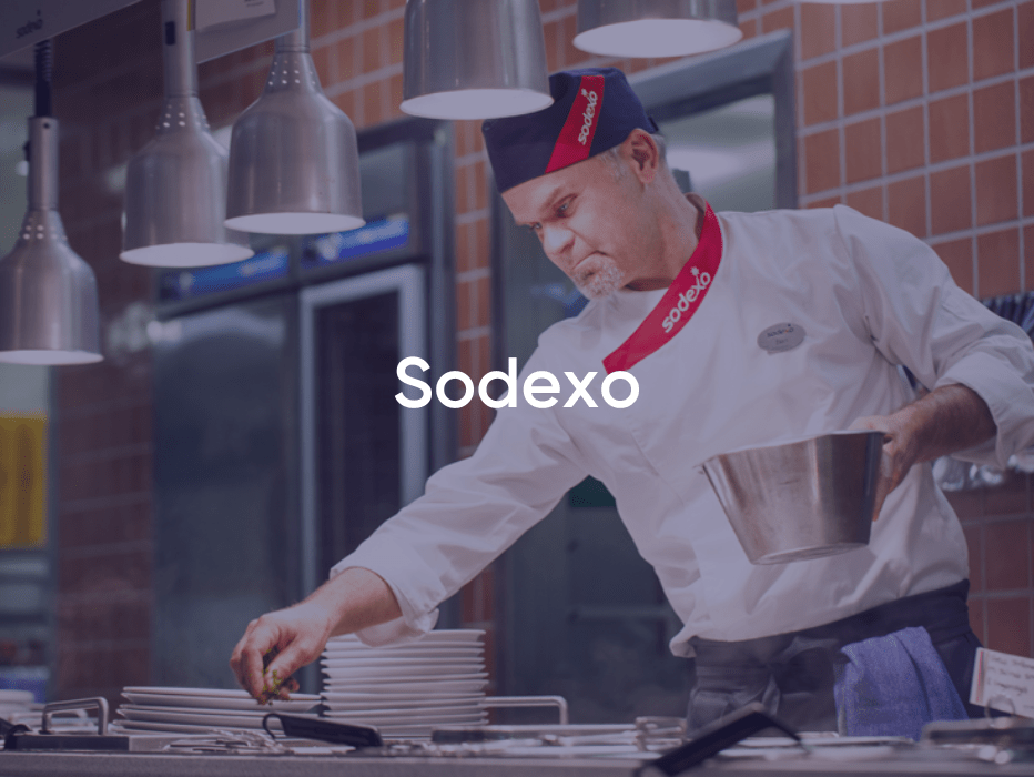 man cooking representing Rydoo working with Sodexo